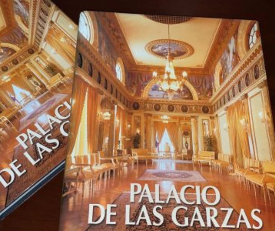 Un resumen y exposición de las mejores fotos de este libro editado por el despacho de la Primera Dama Dorita Boyd de Pérez Balladares.